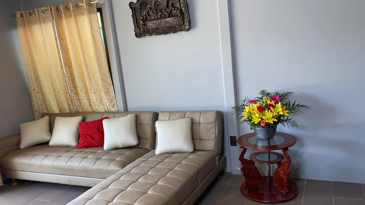 Harmonious House Apartment Sierpe